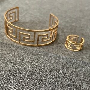 Elegant Gold Geometric Bracelet and Ring Set